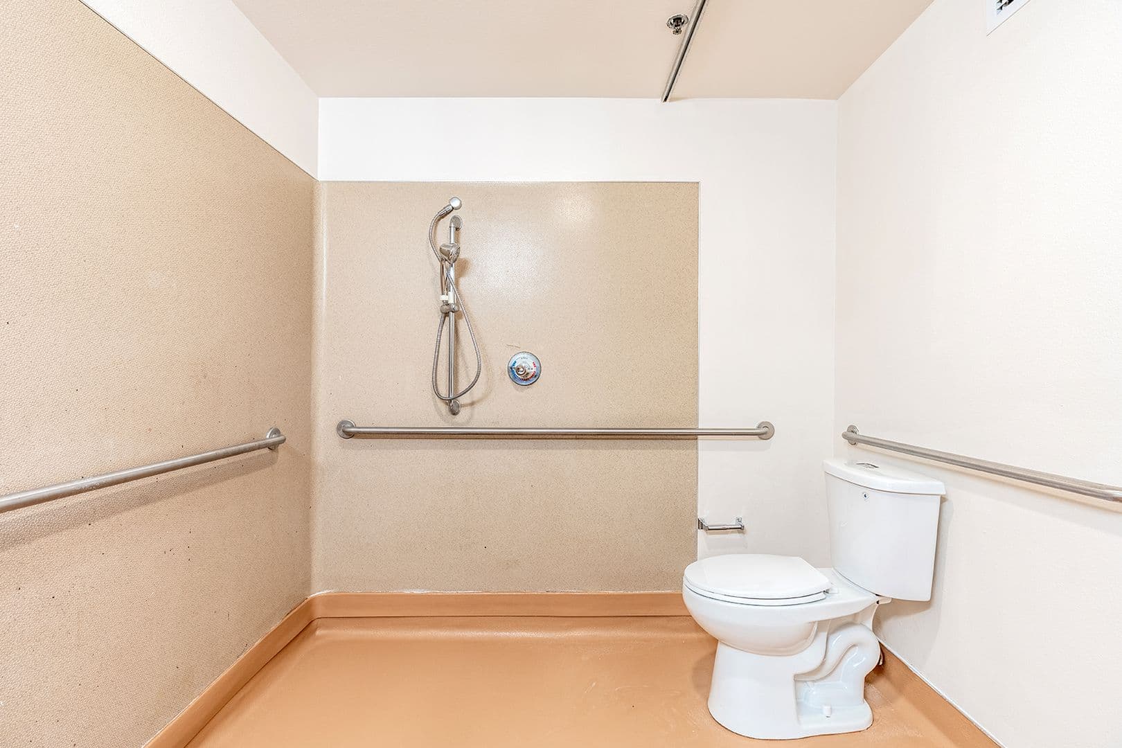 Portland Apartment: 36 NE 147th Ave