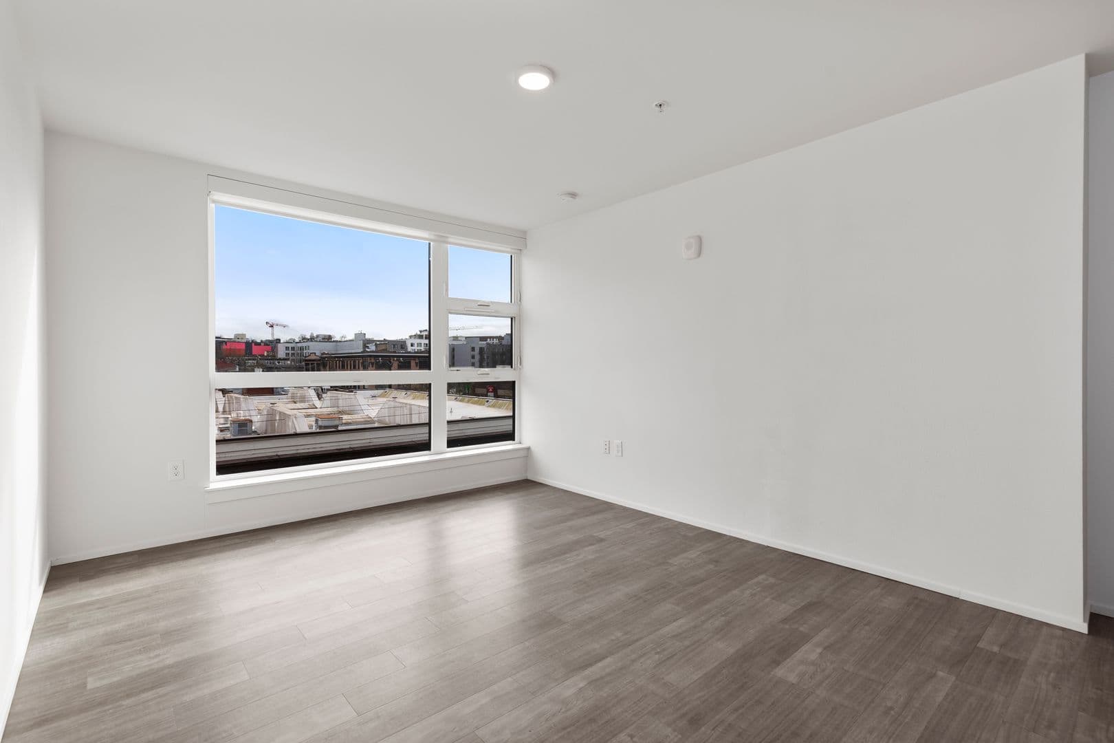 Seattle Apartment: 722 E Pike St