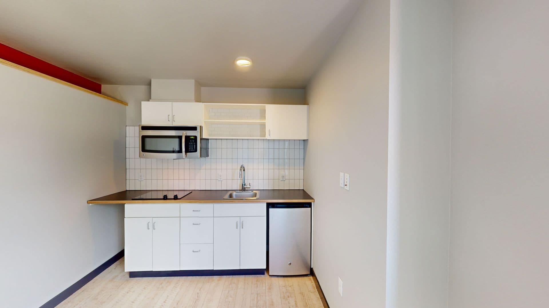 Seattle Apartment: 1523 E Madison St