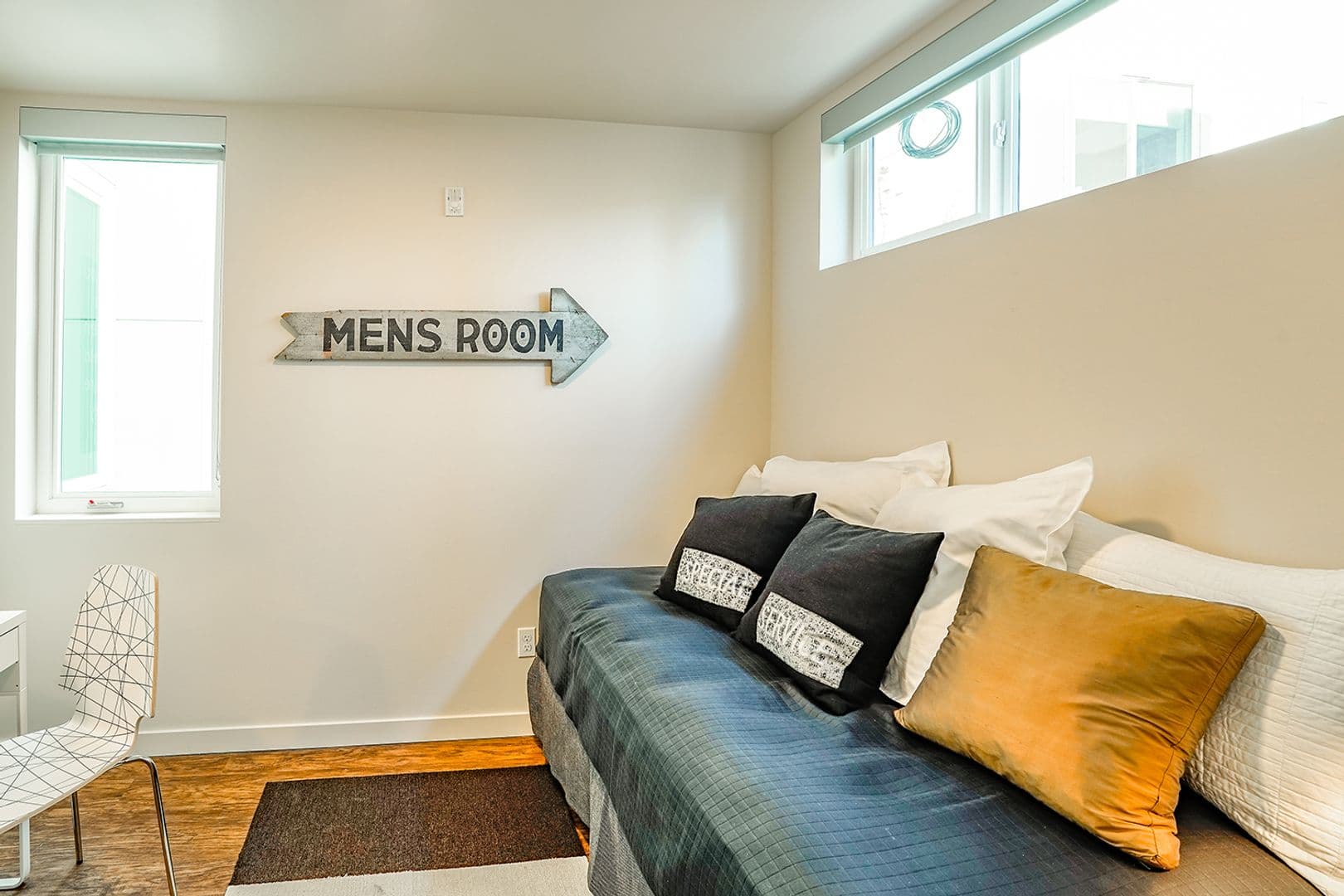 Seattle Apartment: 1519 E Spring St