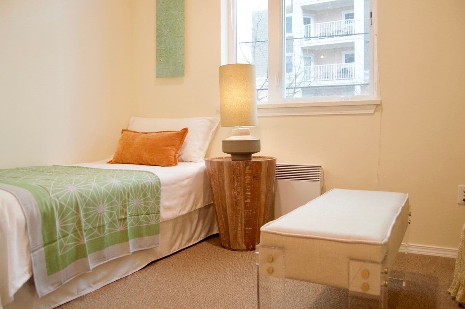 Seattle Apartment: 5611 17th Ave NW