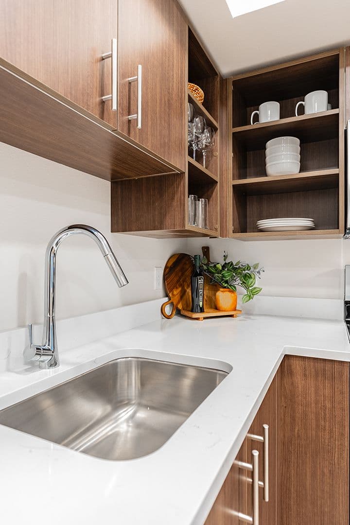 Tacoma Apartment: 2501 Commerce St