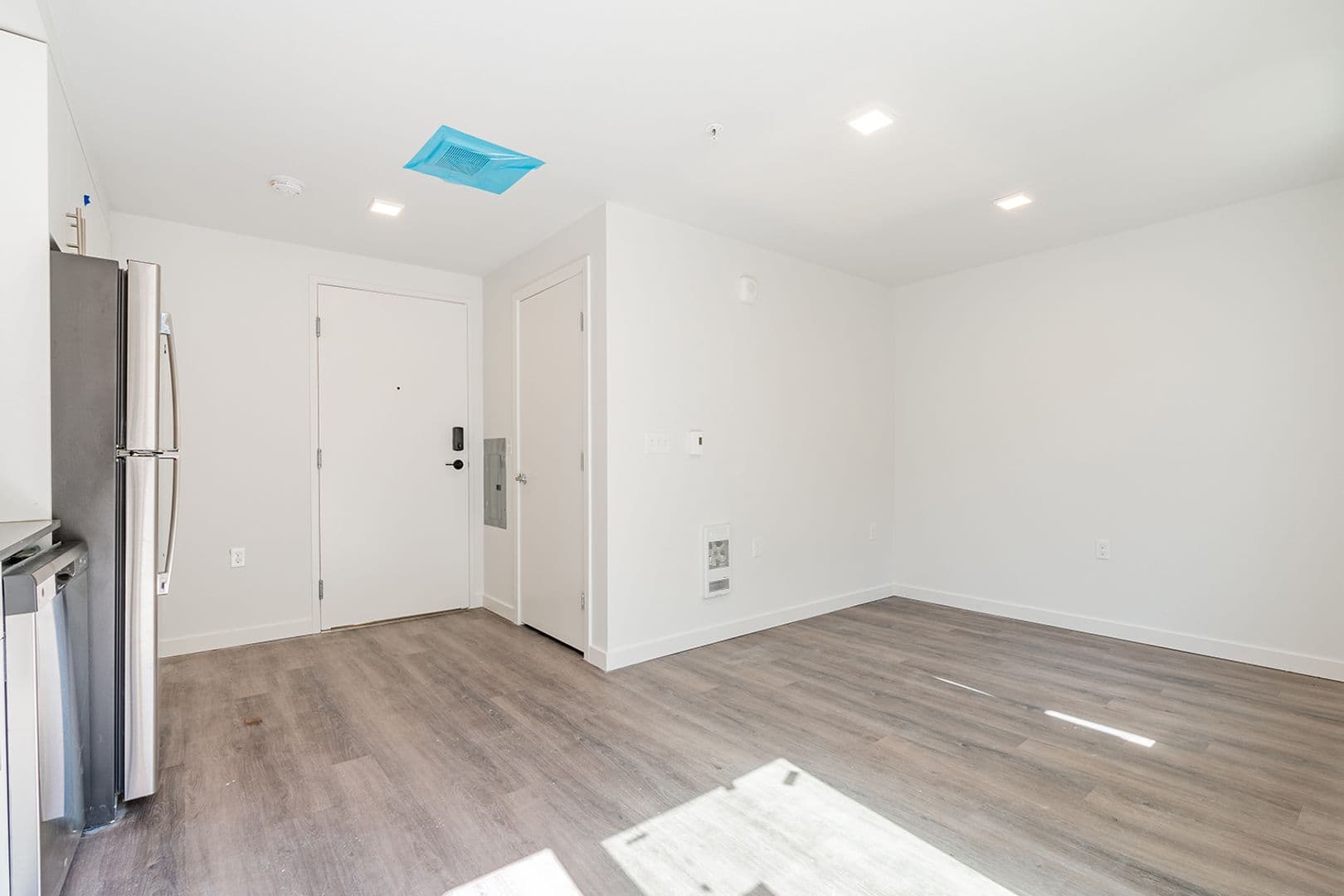 Seattle Apartment: 355 15th Ave