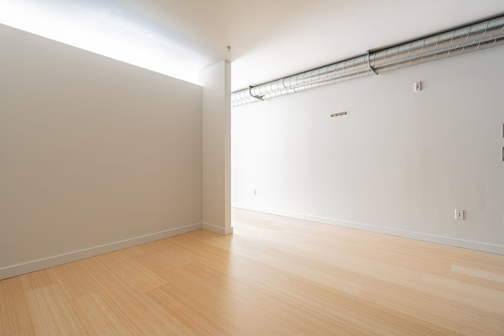 Seattle Apartment: 2217 3rd Ave