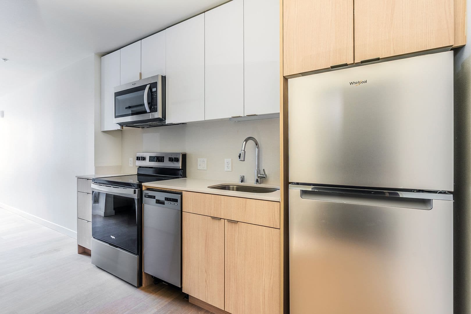 Bellevue Apartment: 290 106th Pl NE