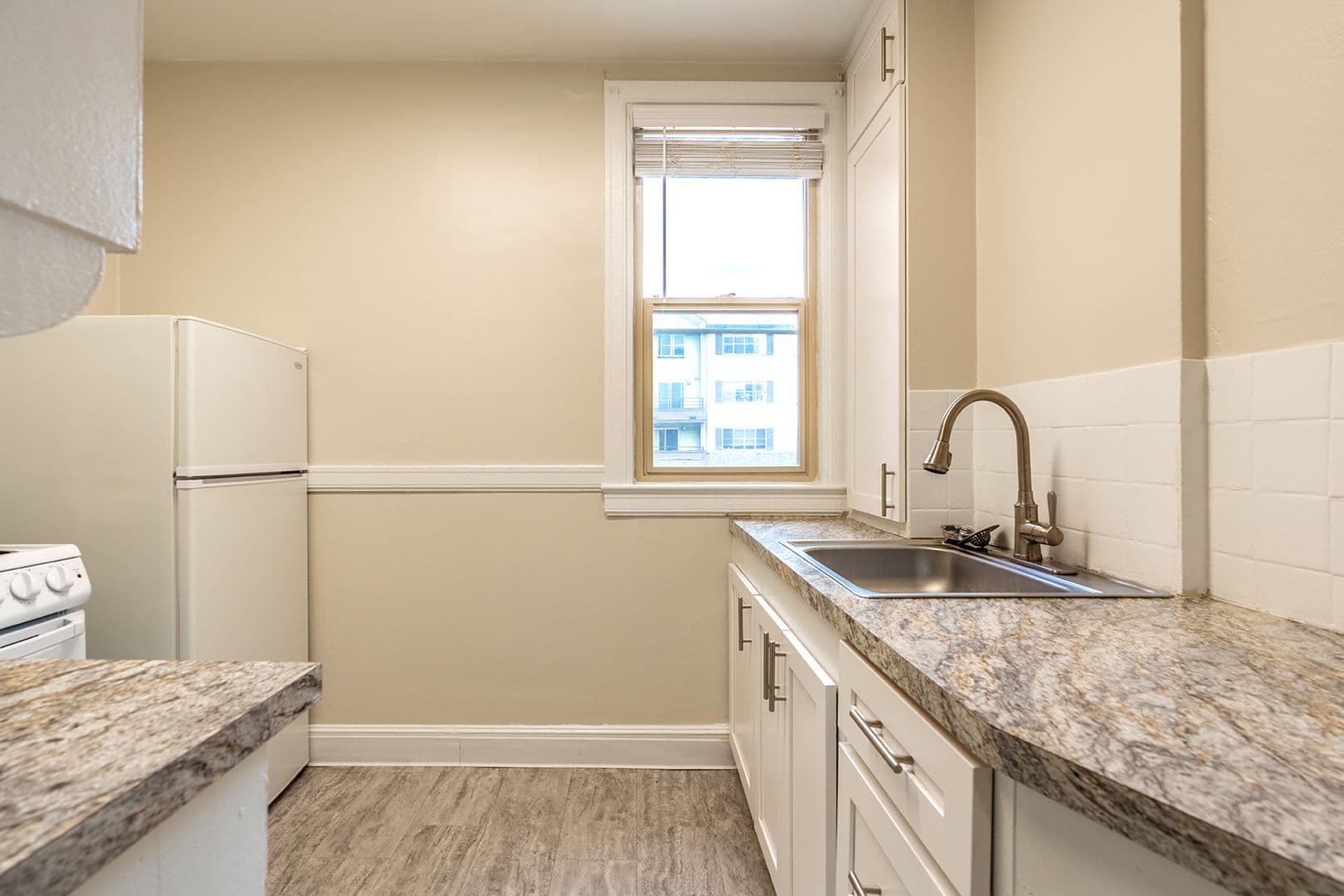 Seattle Apartment: 1330 Boren Ave