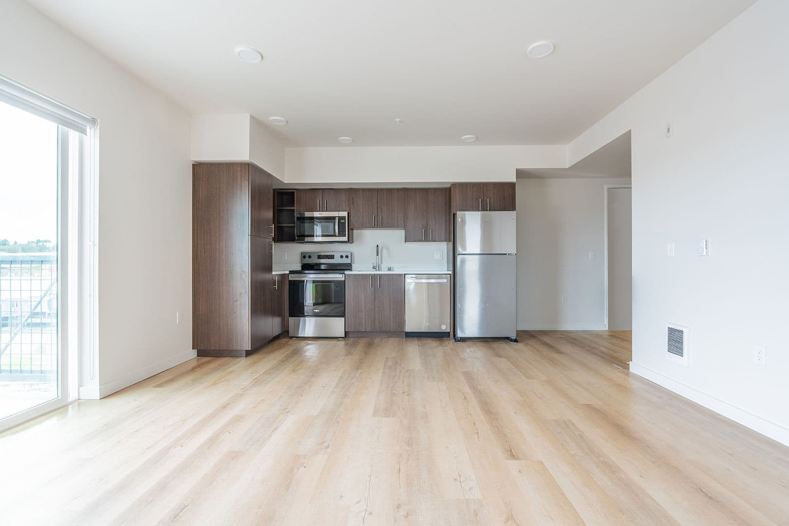 Tacoma Apartment: 2501 Commerce St