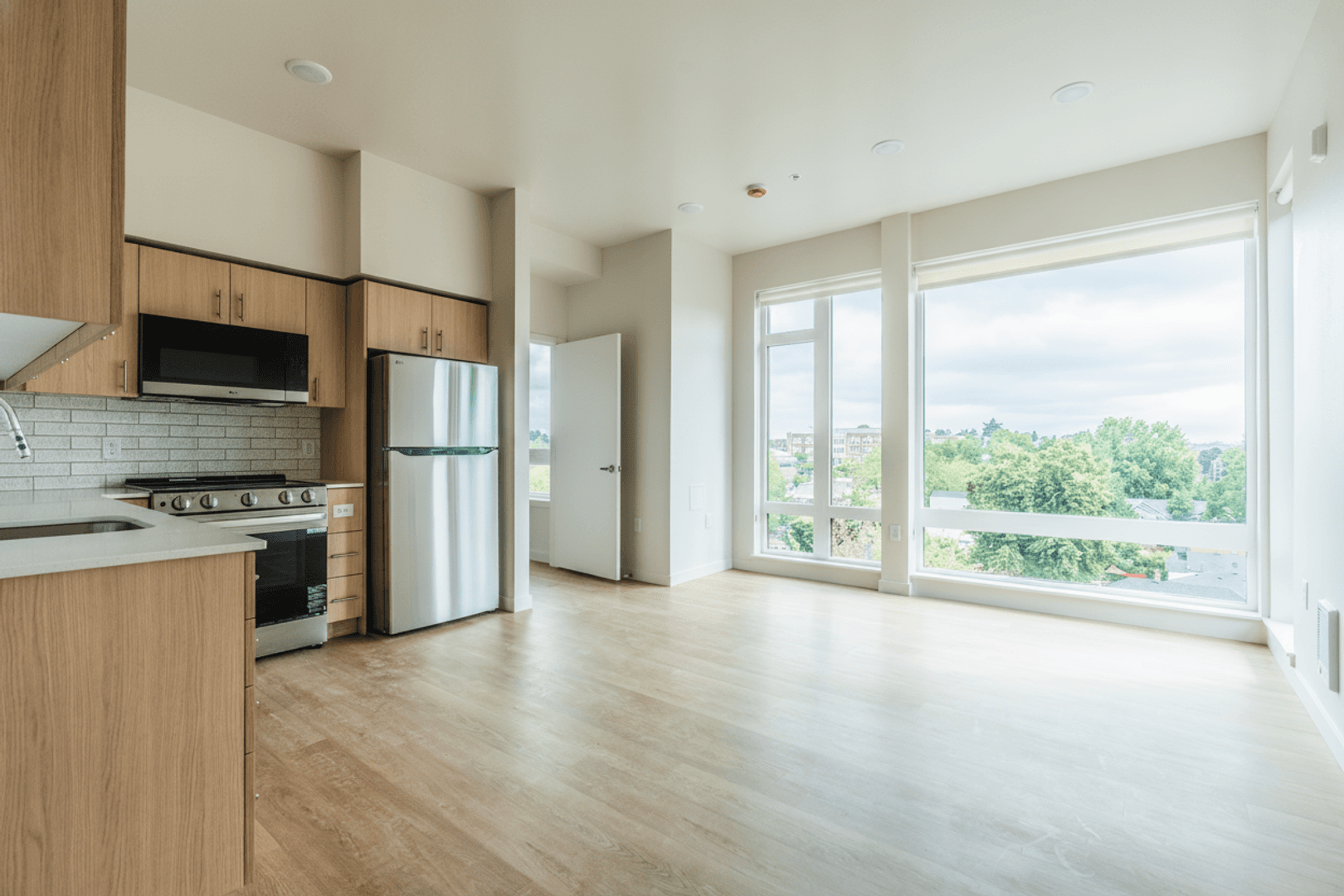 Seattle Apartment: 2210 E Cherry St