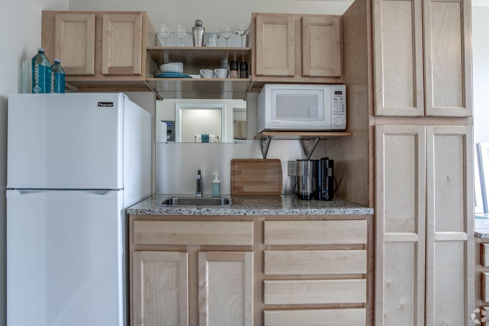 Seattle Apartment: 3642 Woodland Park Ave N