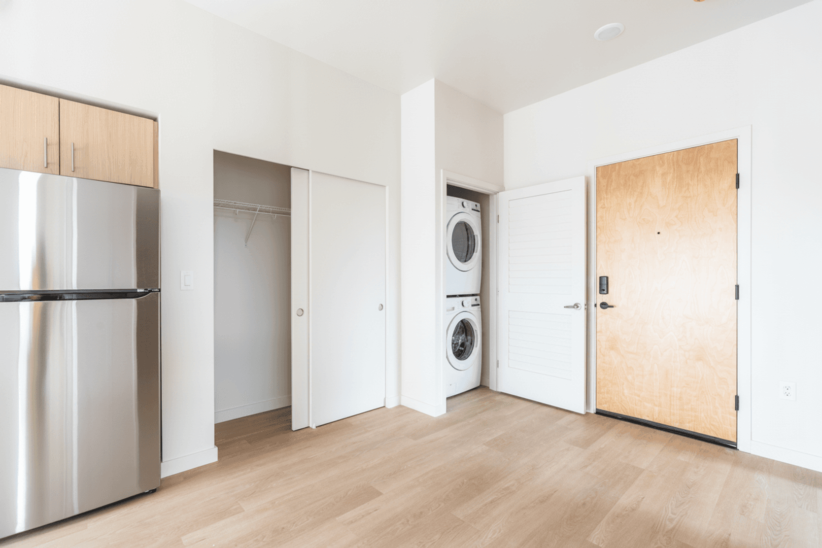 Seattle Apartment: 2210 E Cherry St