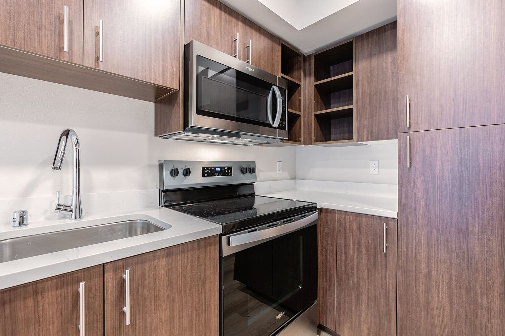 Tacoma Apartment: 2501 Commerce St