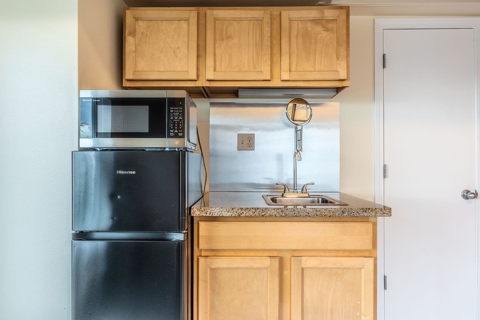 Seattle Apartment: 310 17th Ave S