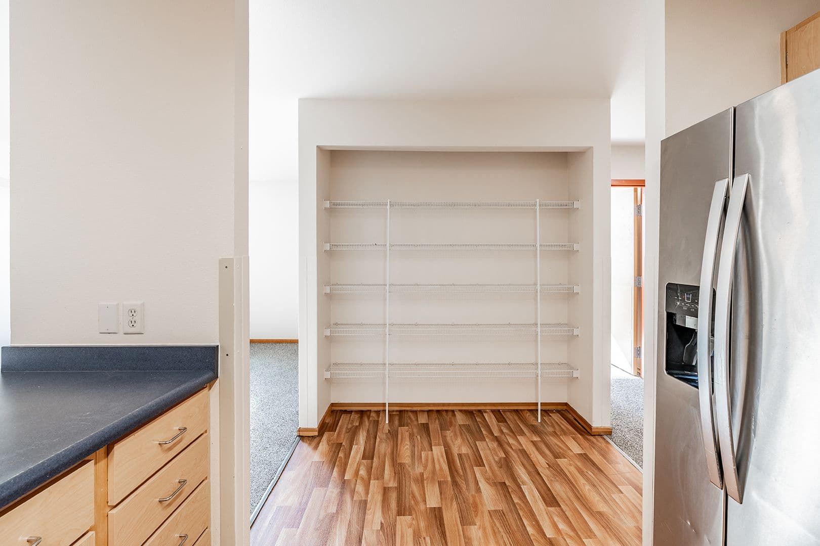 Portland Apartment: 36 NE 147th Ave
