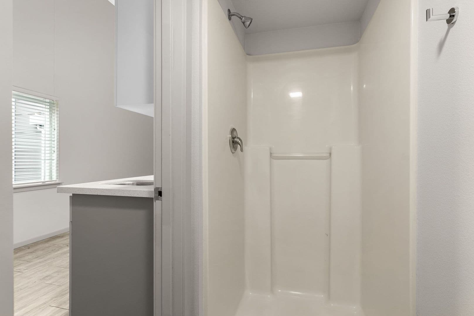 Seattle Apartment: 1812 12th Ave