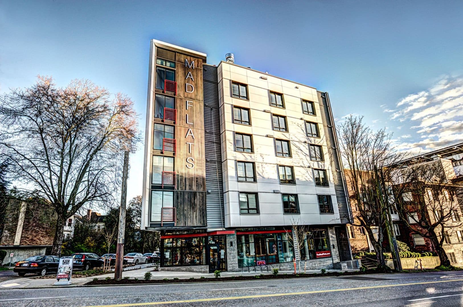 Seattle Apartment: 1523 E Madison St