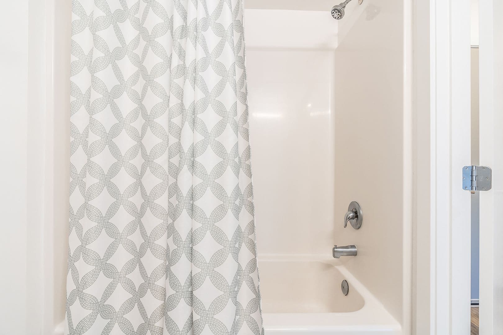 Seattle Apartment: 120 10th Avenue East