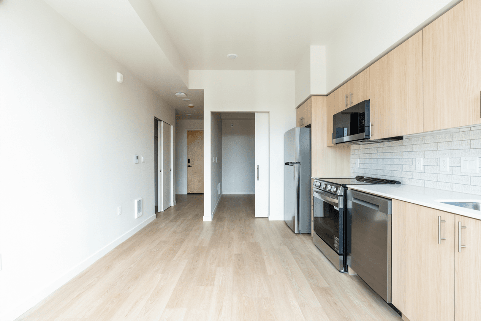 Seattle Apartment: 2210 E Cherry St