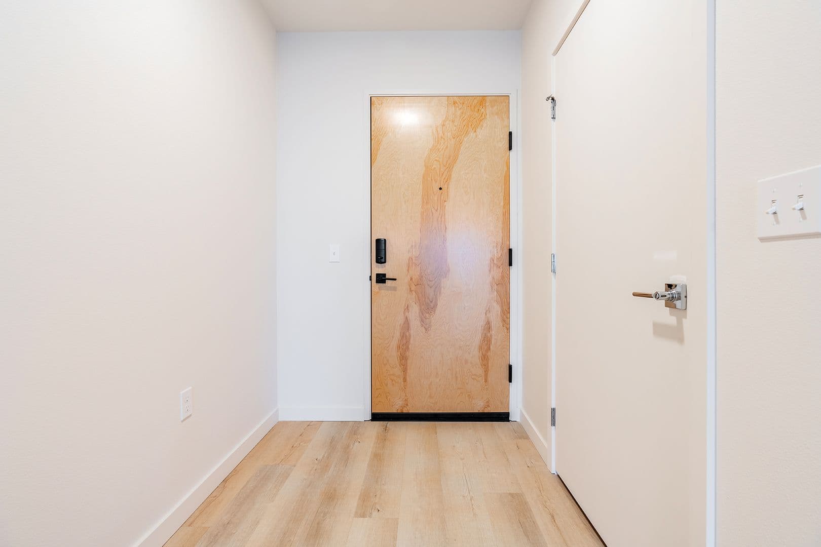 Tacoma Apartment: 2501 Commerce St