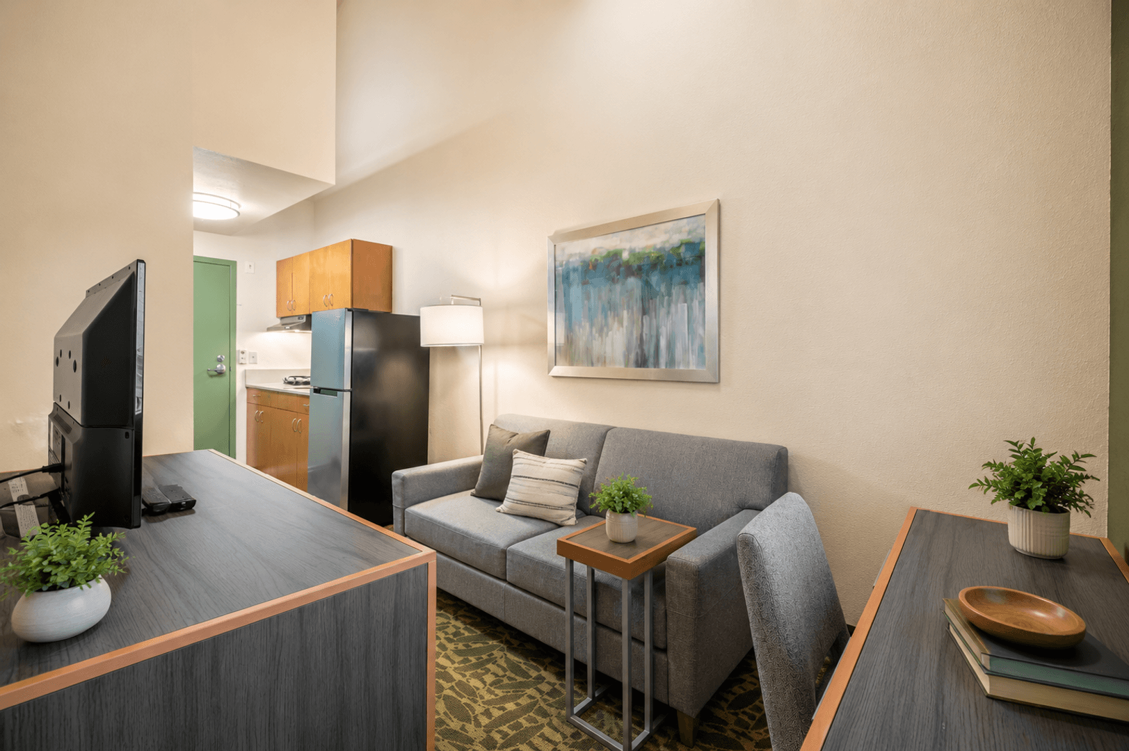 Bellevue Apartment: 225 112th Ave NE