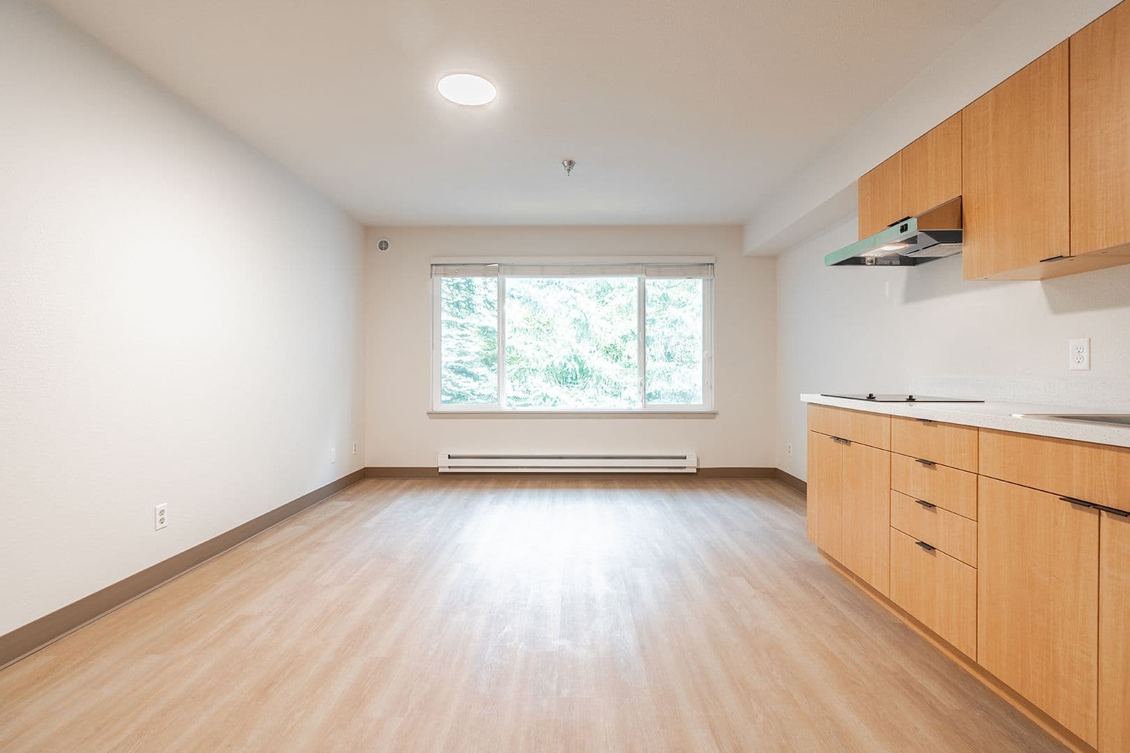 Bellevue Apartment: 15750 NE 15th Street