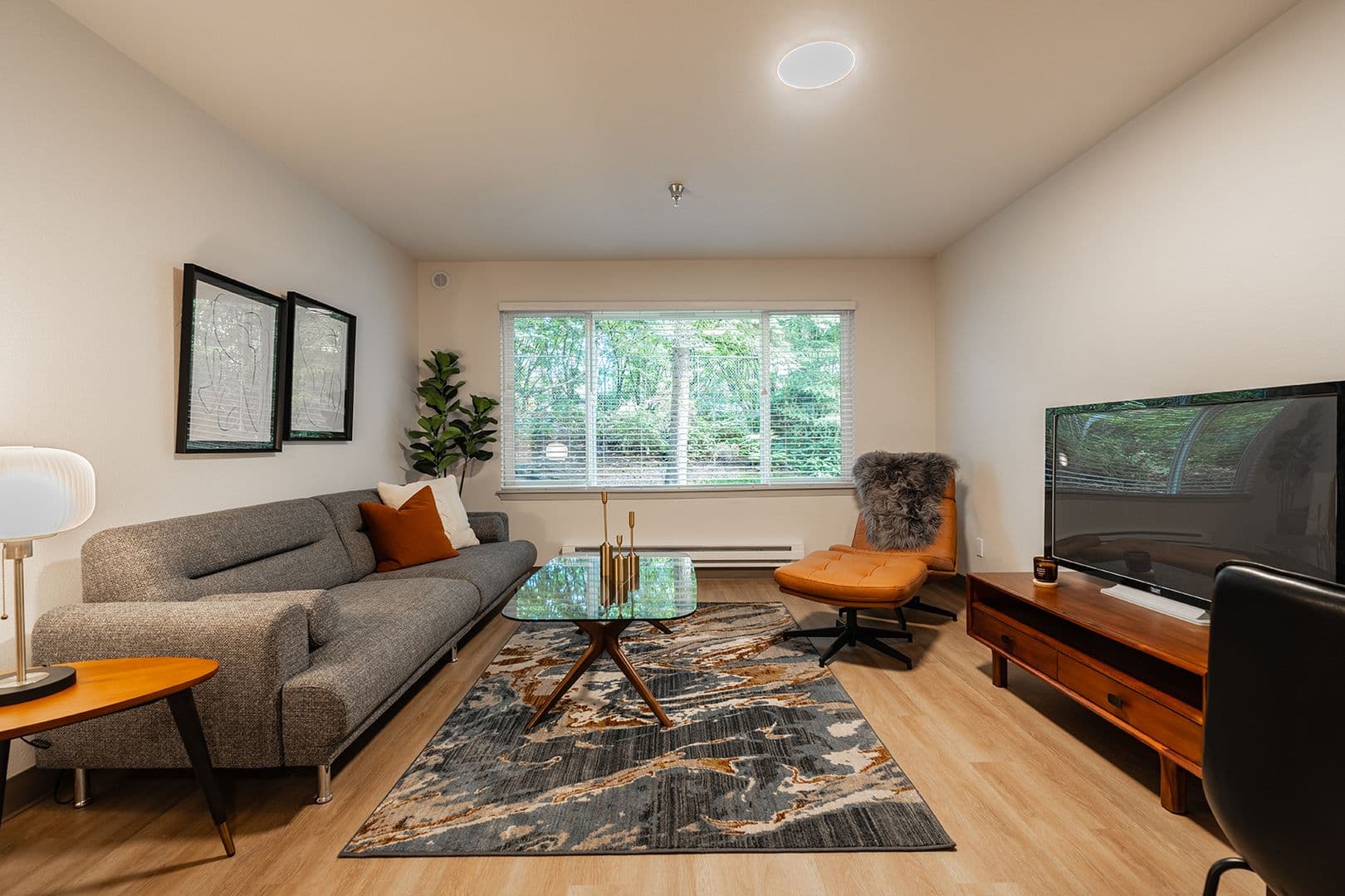 Bellevue Apartment: 15750 NE 15th Street