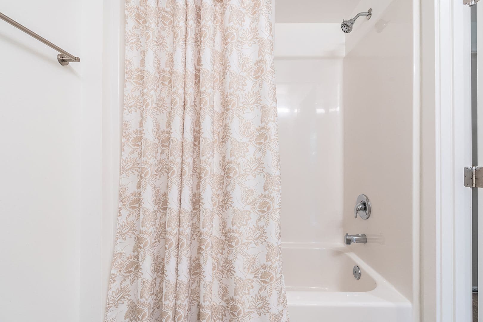 Seattle Apartment: 120 10th Avenue East