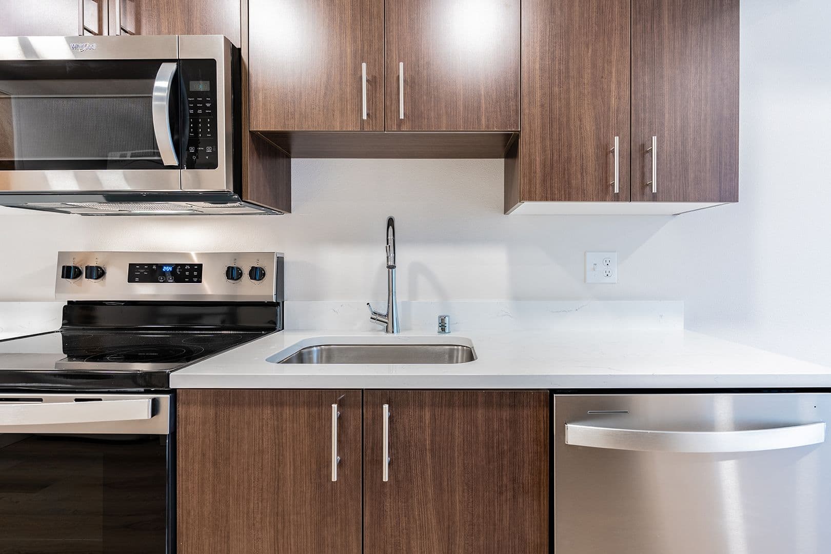 Tacoma Apartment: 2501 Commerce St