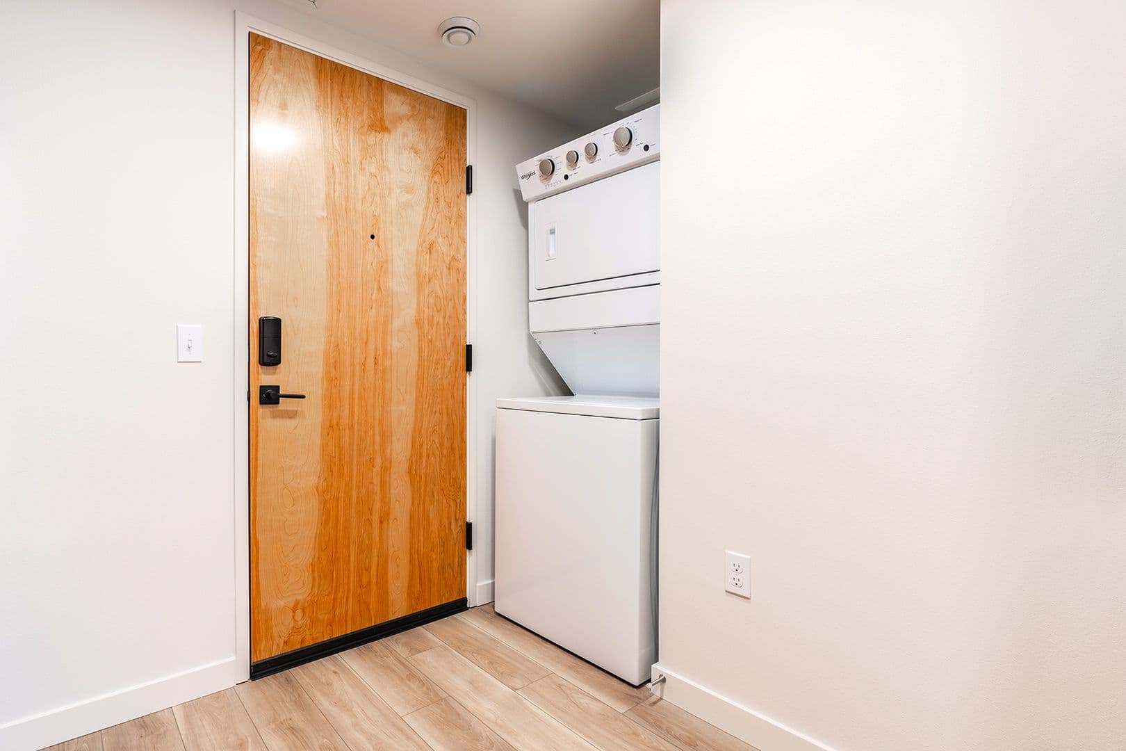 Tacoma Apartment: 2501 Commerce St