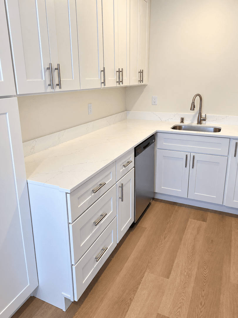 Seattle Apartment: 1705 Belmont Ave