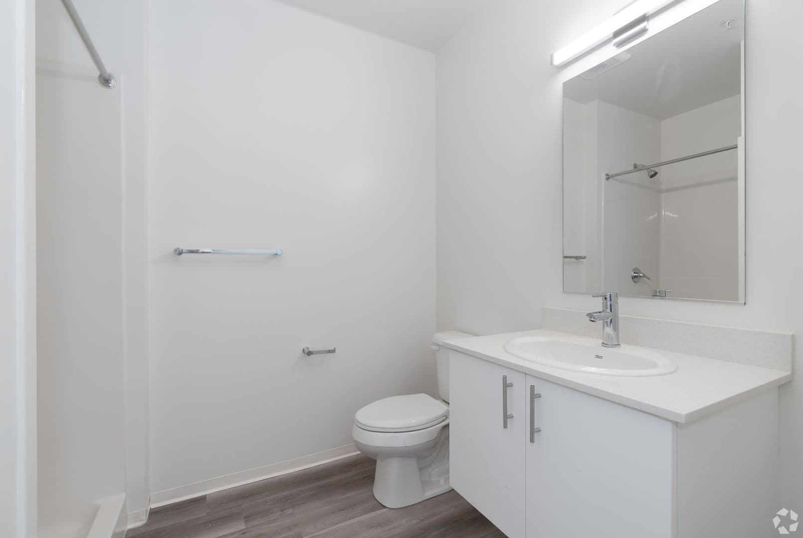 Portland Apartment: 5460 N Interstate Ave
