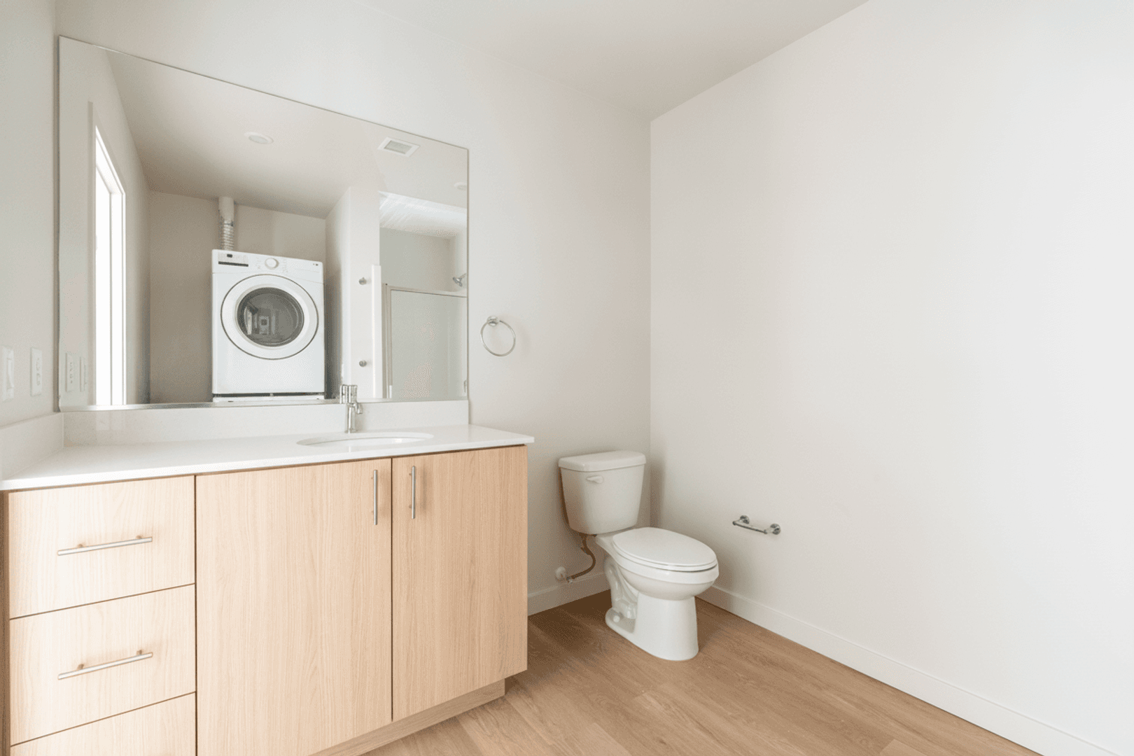 Seattle Apartment: 2210 E Cherry St