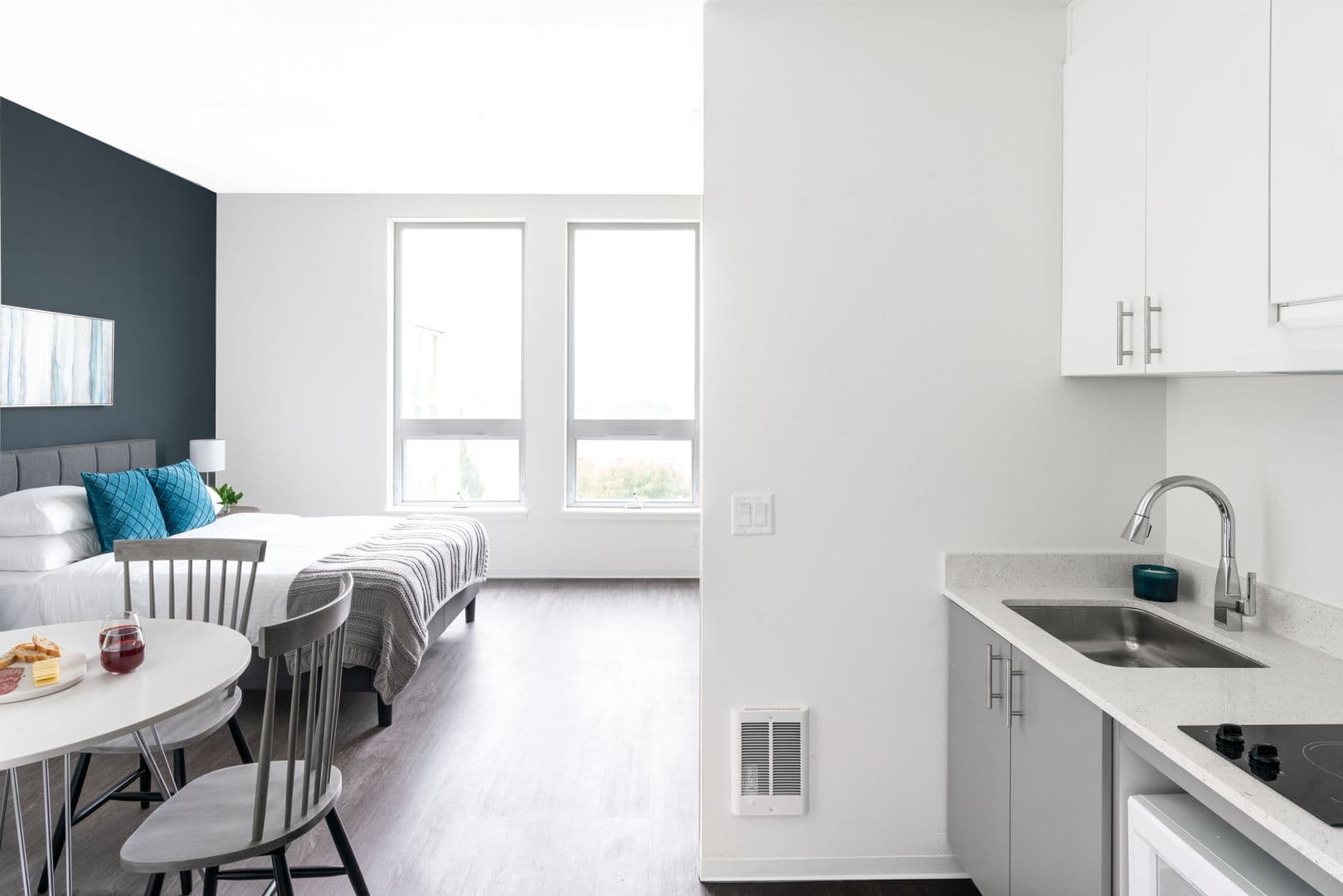 Portland Apartment: 1611 NW Marshall St