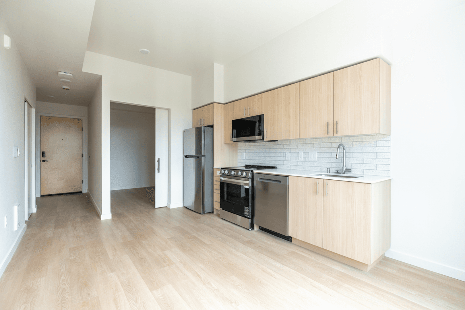 Seattle Apartment: 2210 E Cherry St