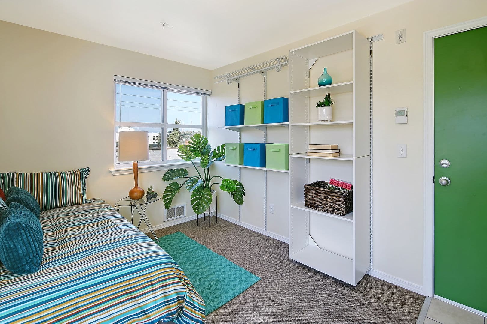 Seattle Apartment: 4036 8th Ave NE
