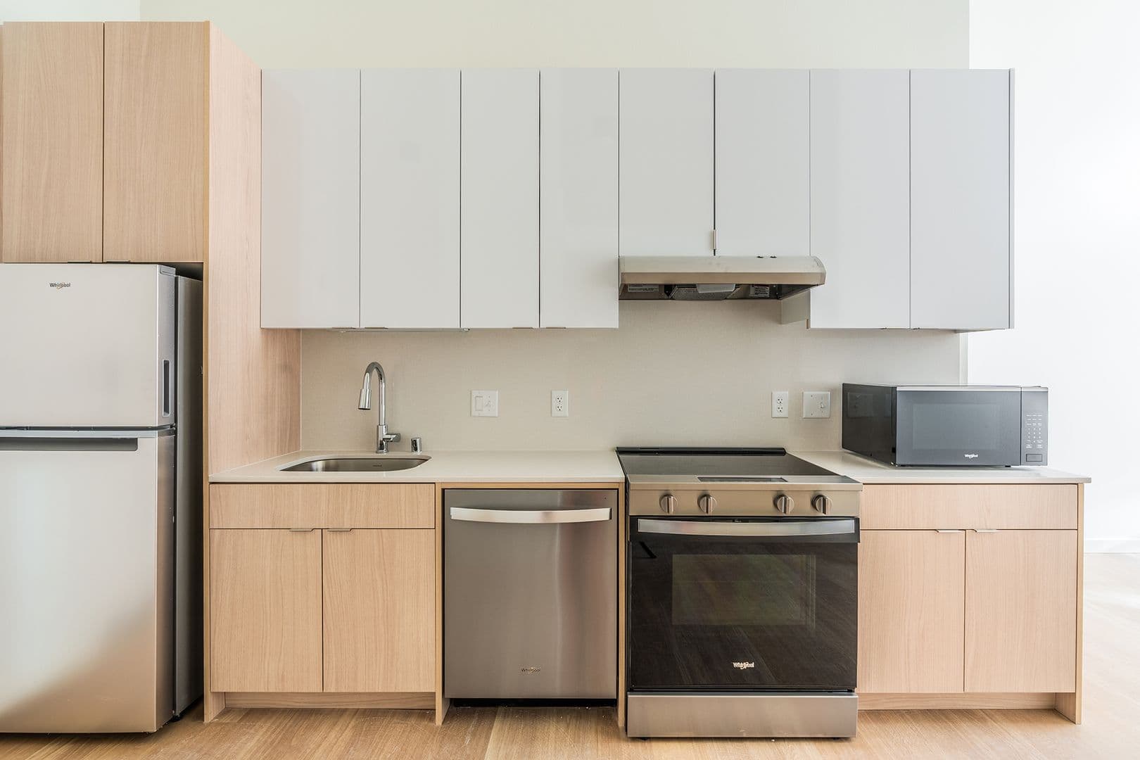 Bellevue Apartment: 290 106th Pl NE