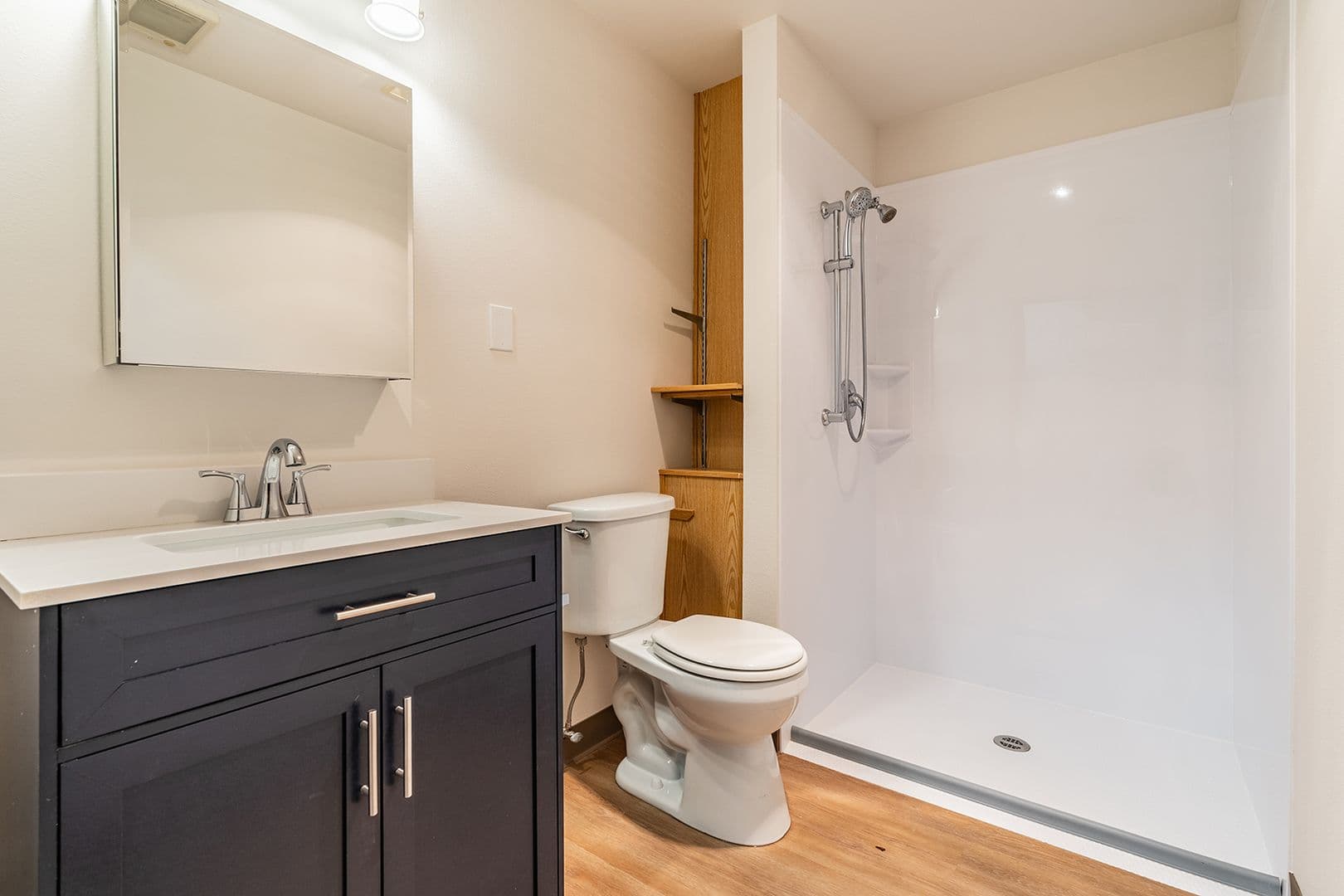 Bellevue Apartment: 15750 NE 15th Street