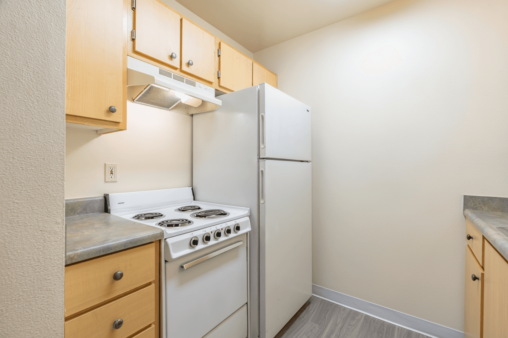 Portland Apartment: 10918 SE Stark St