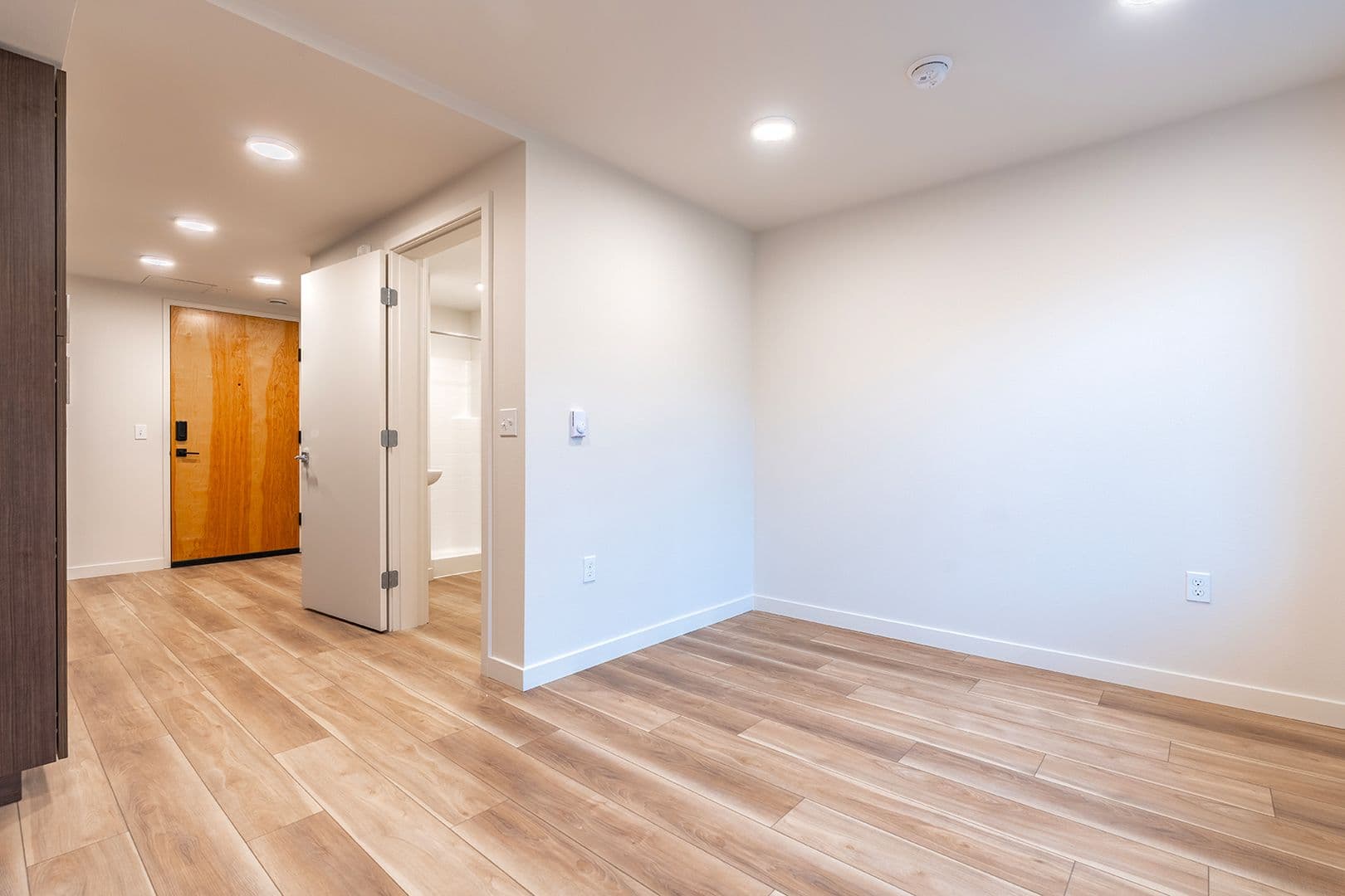 Tacoma Apartment: 2501 Commerce St