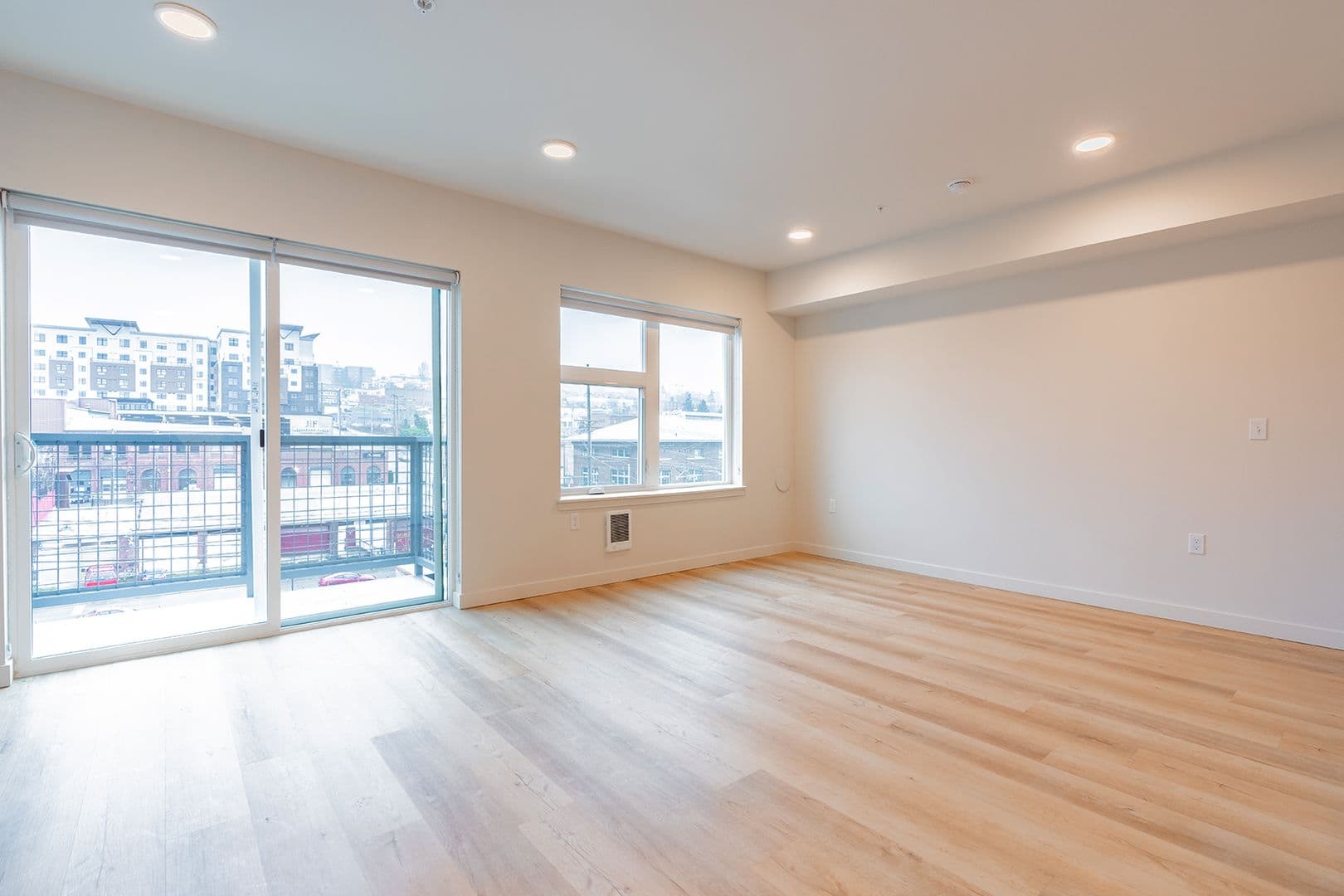 Tacoma Apartment: 2501 Commerce St