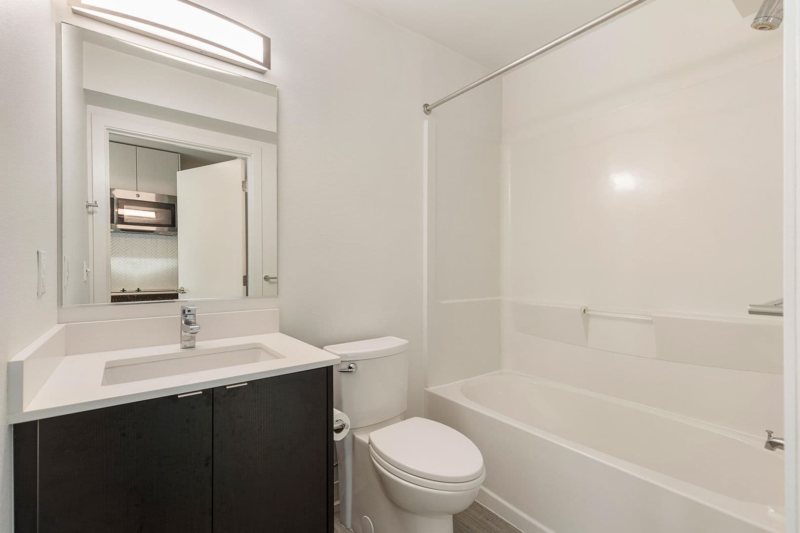 Seattle Apartment: 722 E Pike St