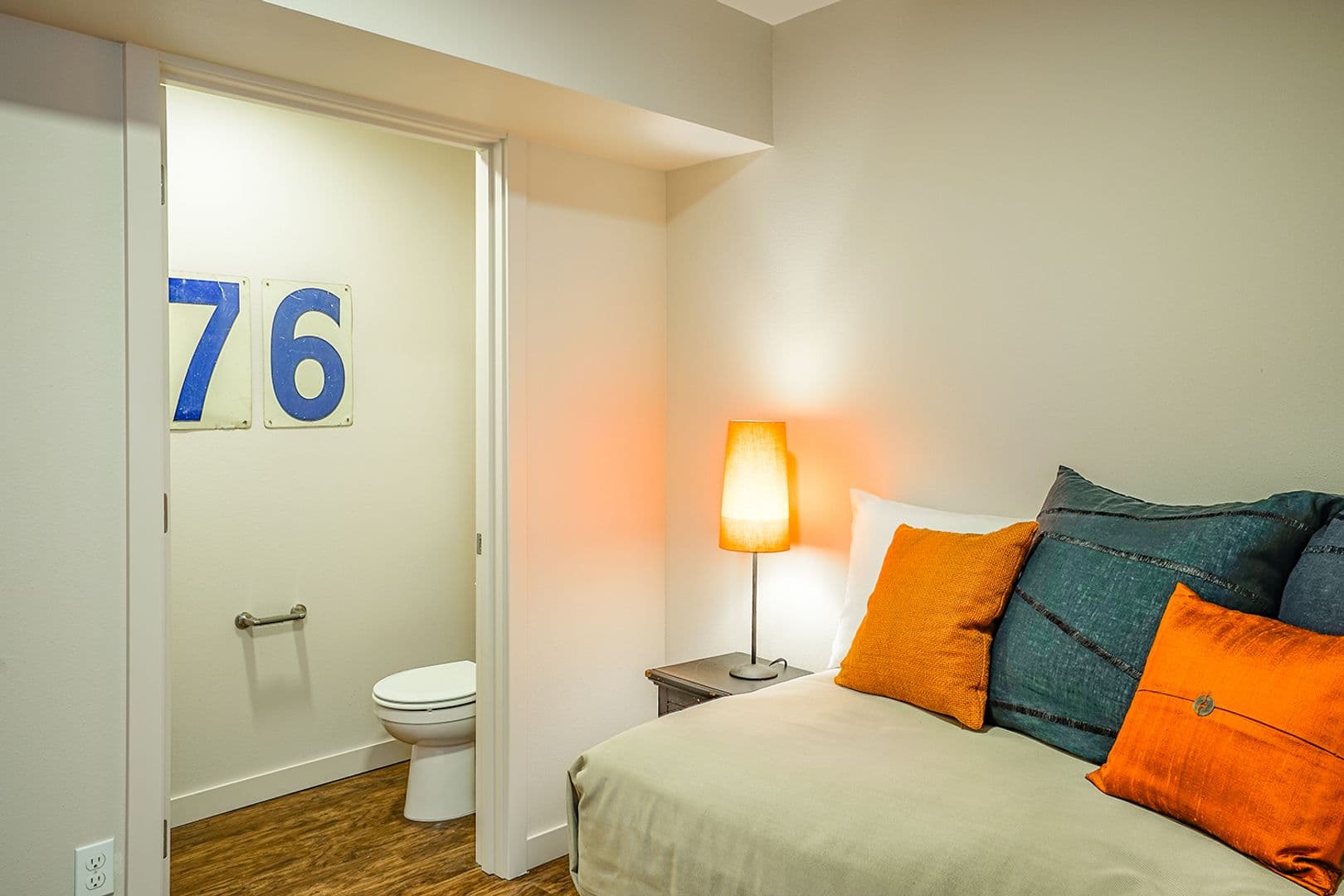 Seattle Apartment: 1519 E Spring St