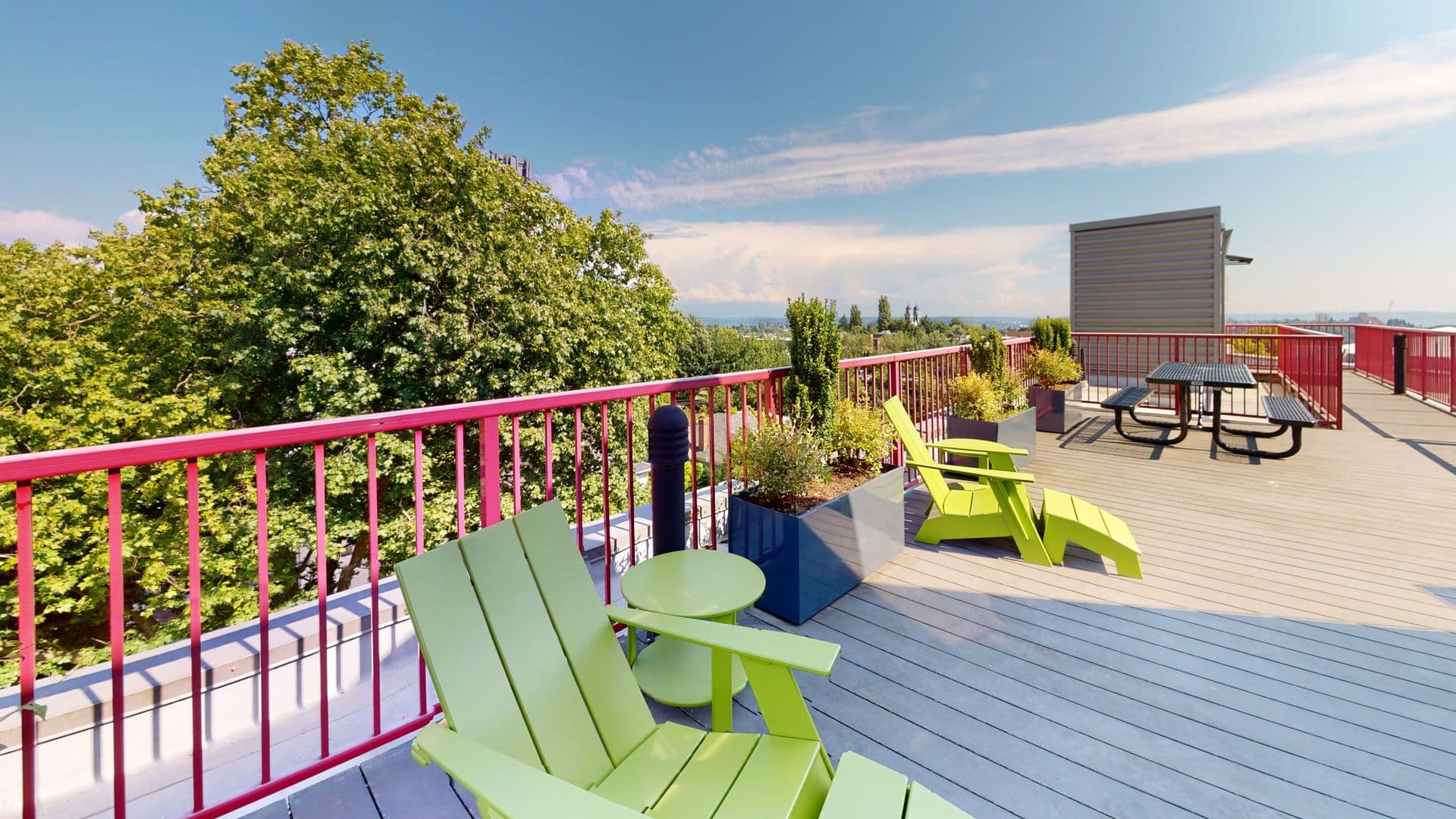 Seattle Apartment: 1523 E Madison St