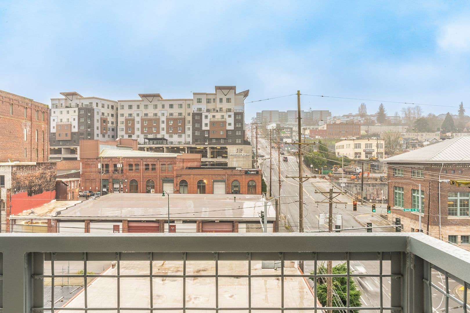 Tacoma Apartment: 2501 Commerce St
