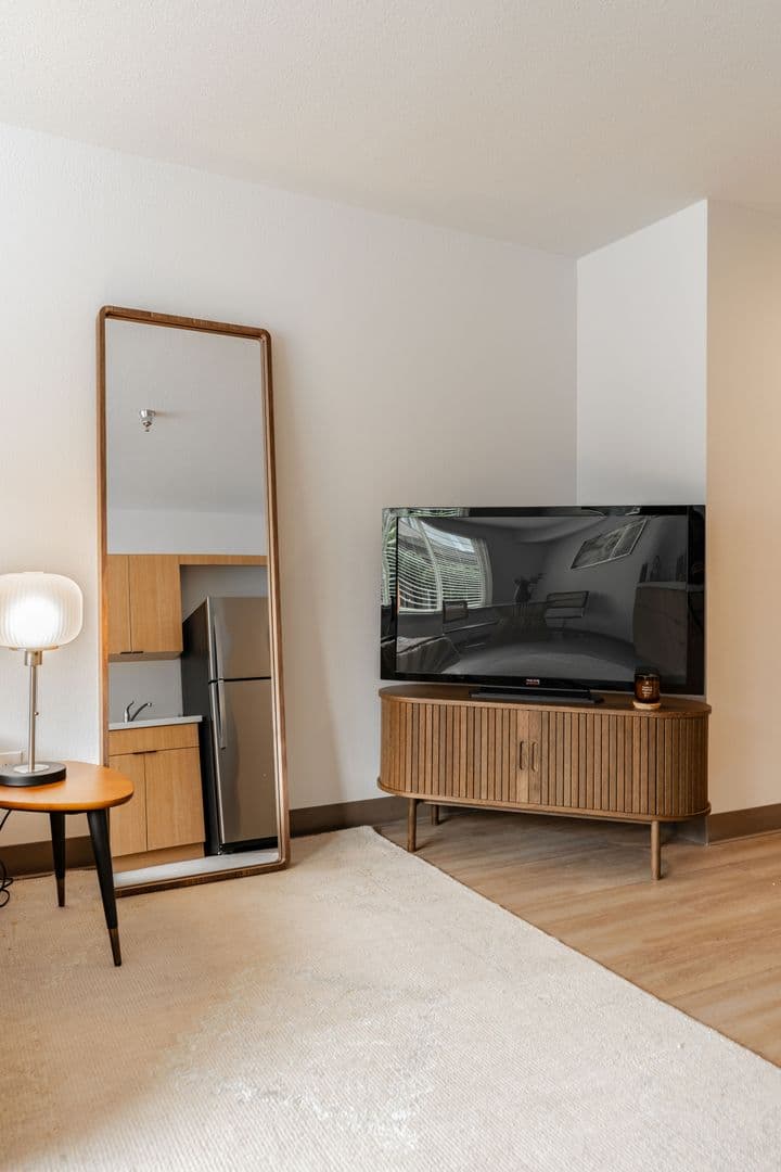 Bellevue Apartment: 15750 NE 15th Street
