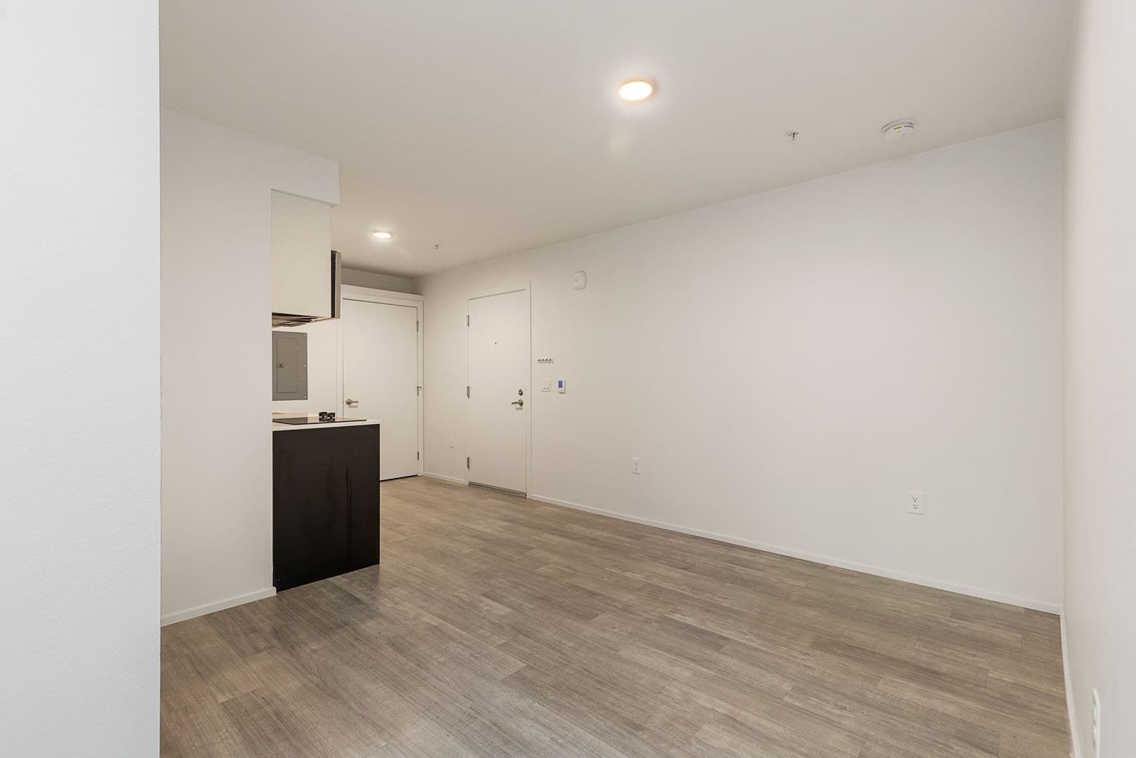 Seattle Apartment: 722 E Pike St