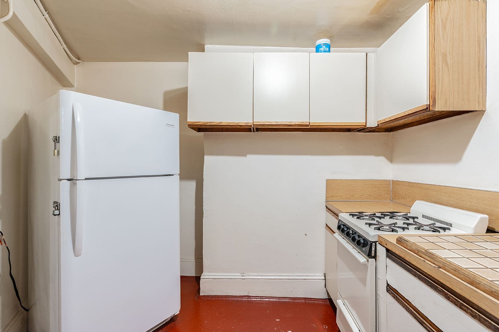 Seattle Apartment: 1625 E Madison St
