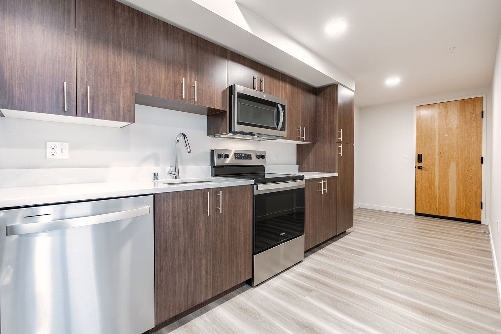 Tacoma Apartment: 2501 Commerce St