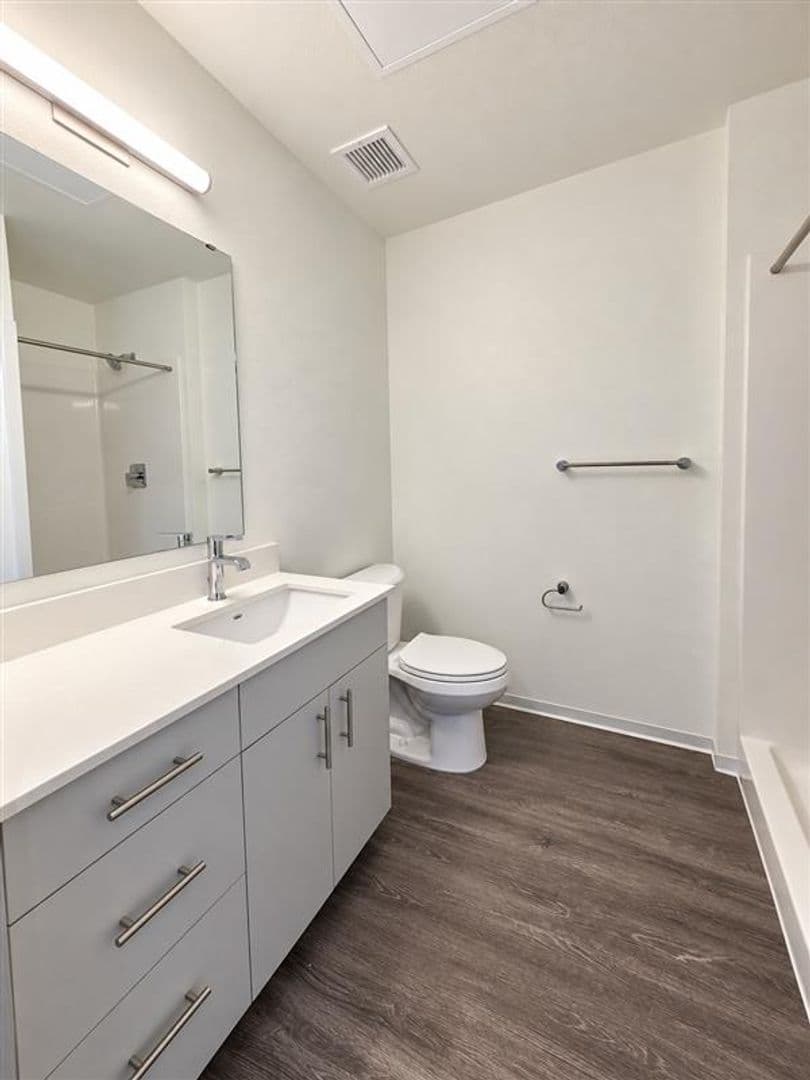 Spokane Apartment: 308 W 5th Ave