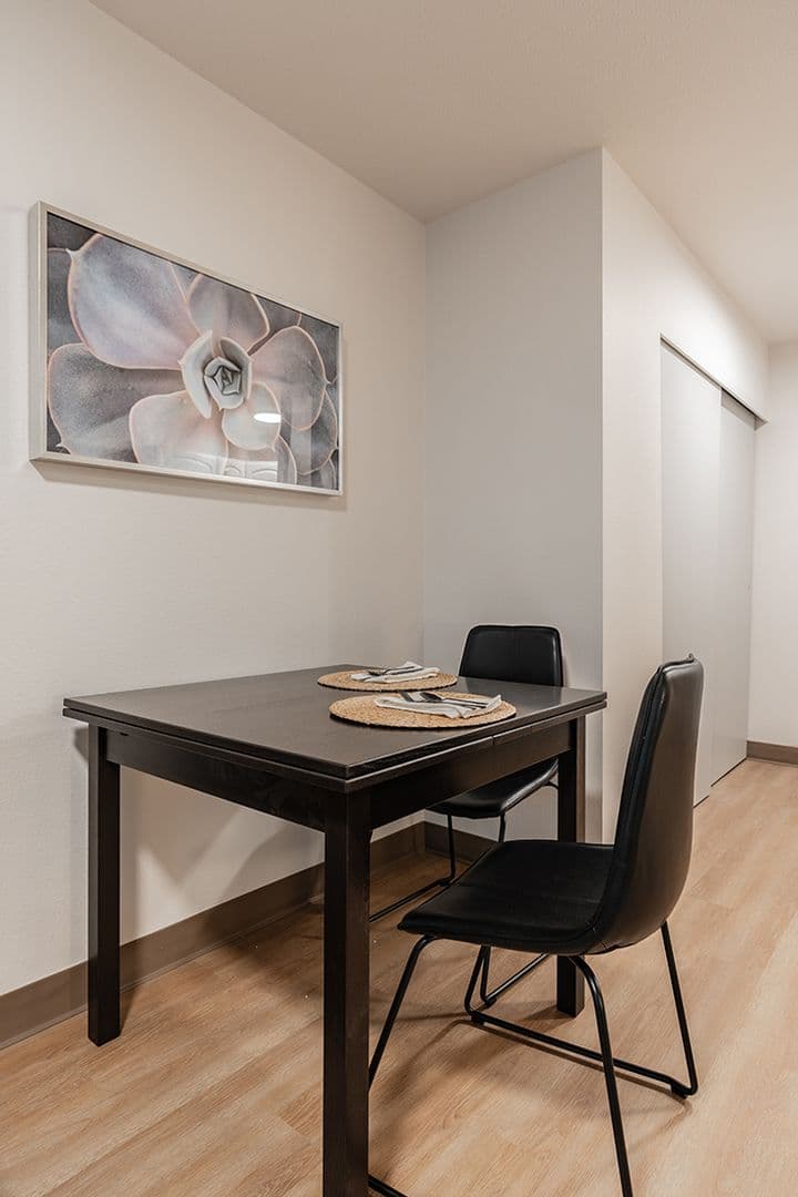 Bellevue Apartment: 15750 NE 15th Street