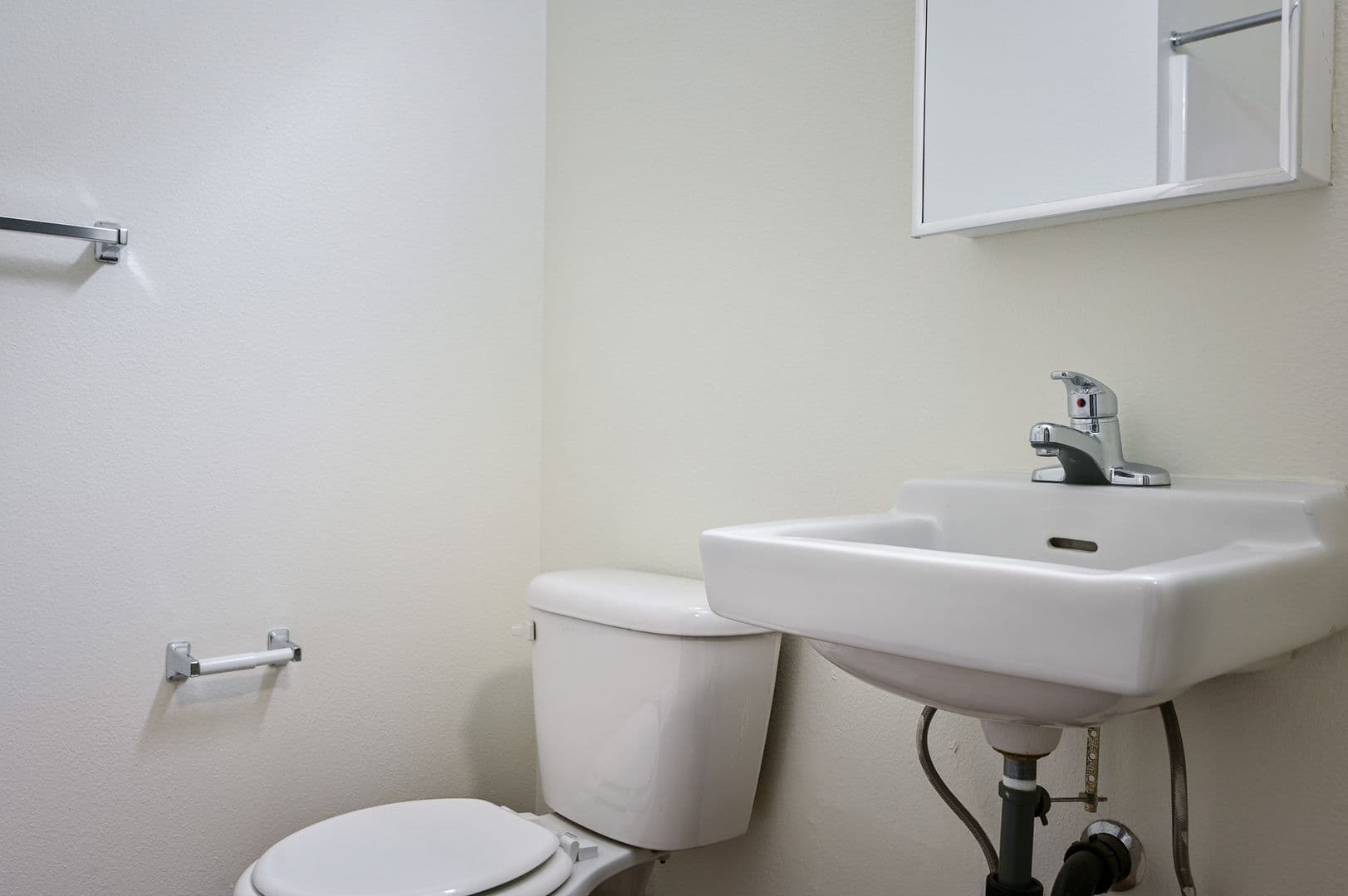 Portland Apartment: 1430 NW Pettygrove St